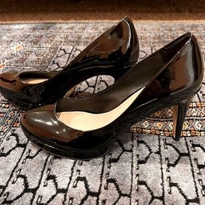 Beautiful black pumps